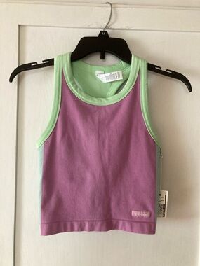 NWT Cream Yoga Women’s Sleeveless Colorblock Tank Top in Lavender and Mint